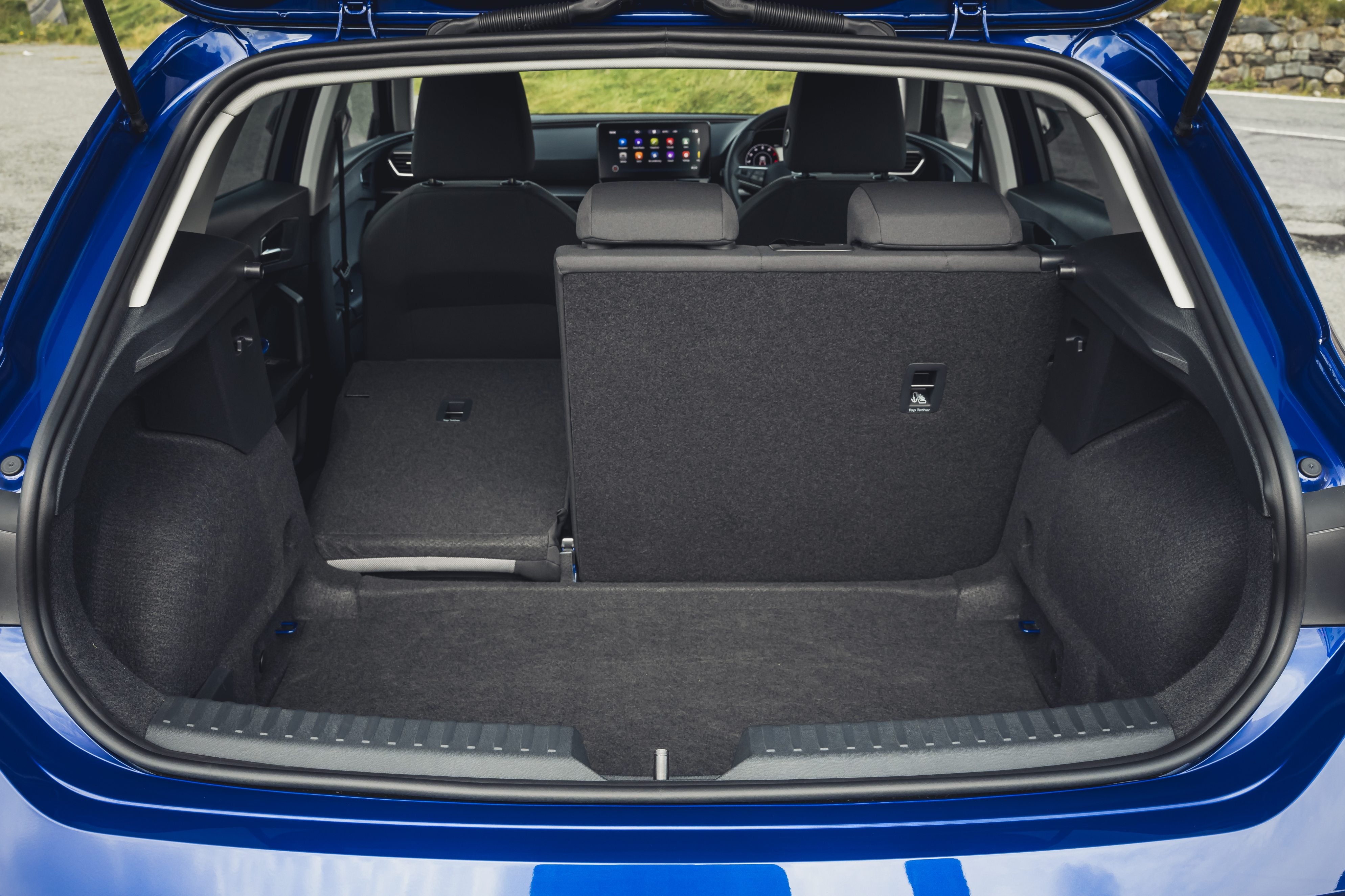 seat leon top tether