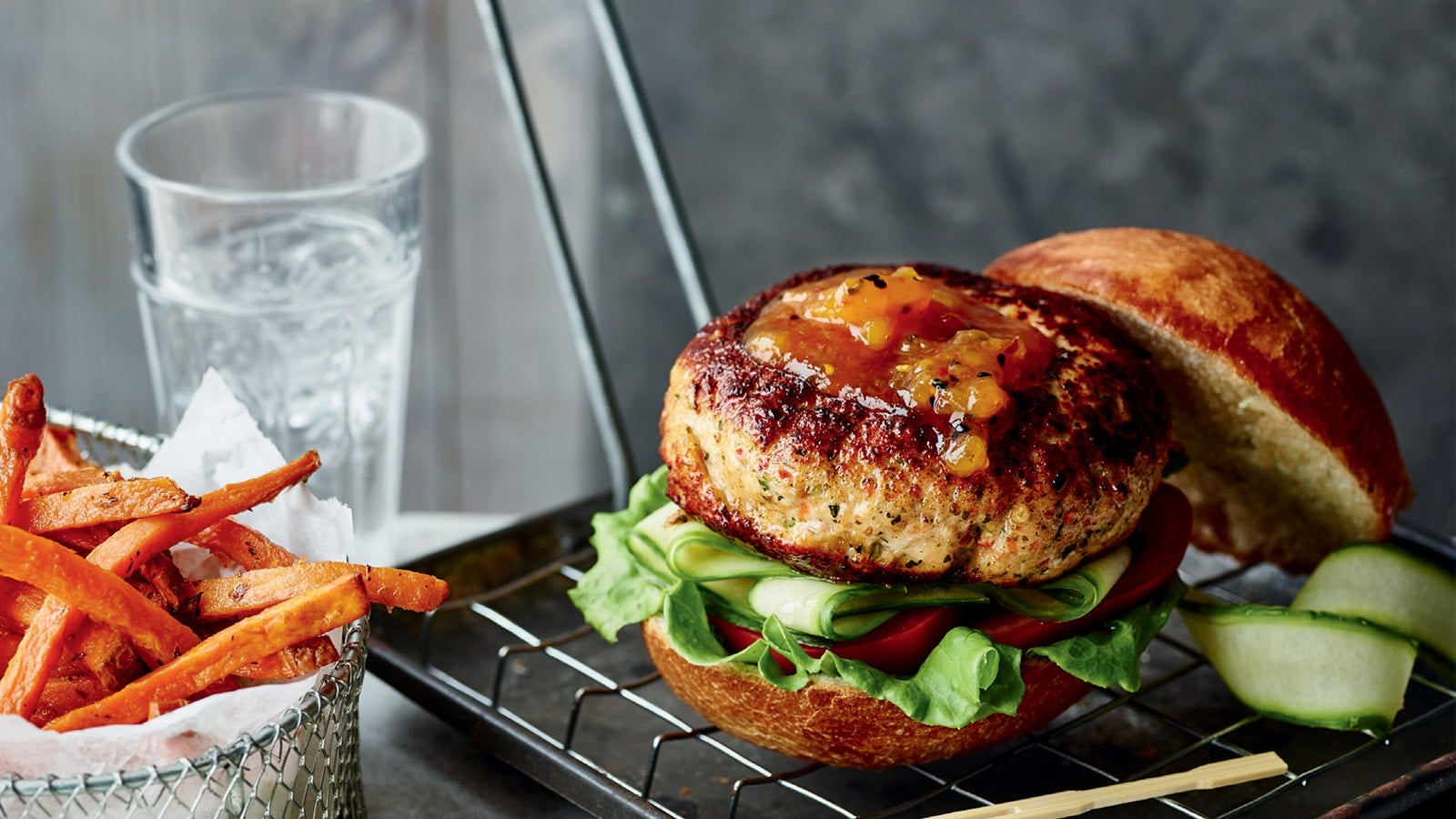 Make Joe Wicks' postworkout Mango Chicken Burger Pan Macmillan