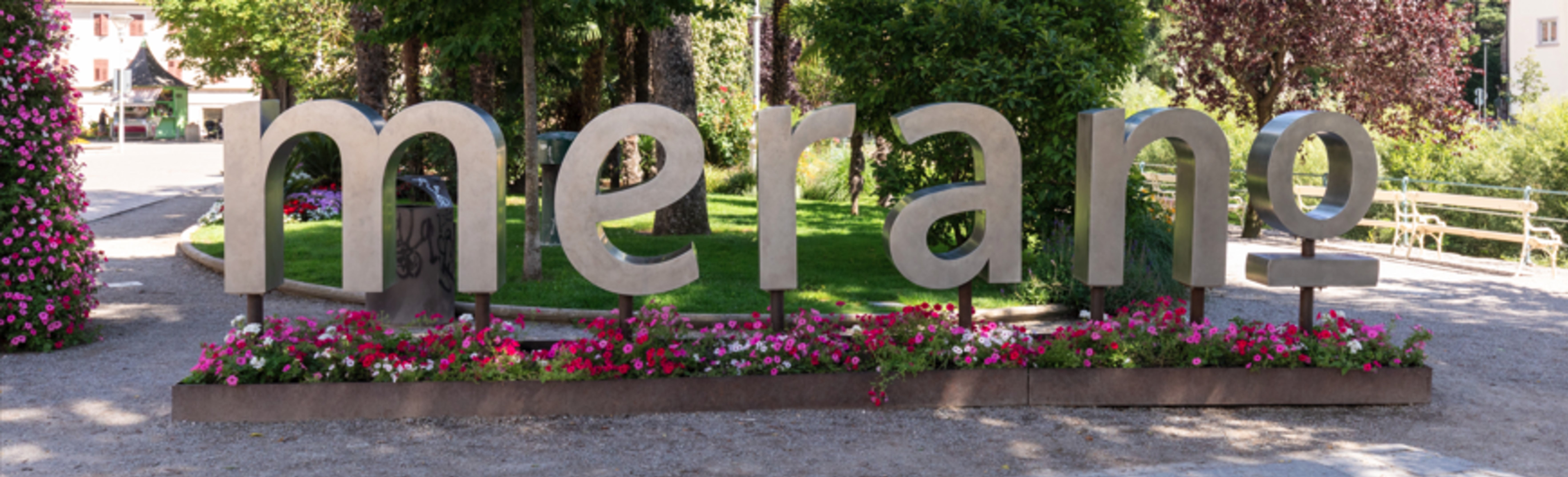 Adobstock @travelview