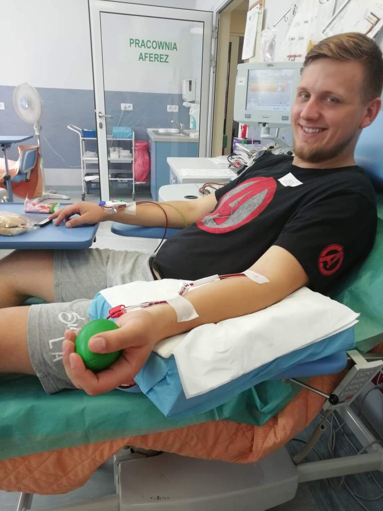 Jarosław to dawca, który podzielił się cząstką siebie z potrzebującym przeszczepienia pacjentem dzieli się swopja historia