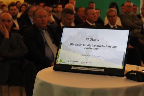 Il futuro dell'agricoltura e dell'alimentazione in Europa è stato al centro del simposio dal titolo “La visione per l'agricoltura e l'alimentazione”. (Foto: USP/Maja Clara) 