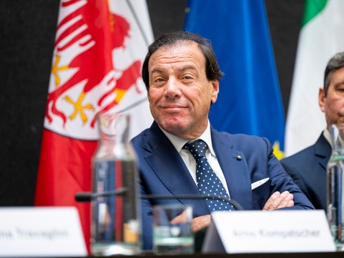 Tra i punti centrali della riforma fiscale, un nuovo rapporto tra fisco e contribuente. L’obiettivo è ascoltare e comprendere le esigenze di cittadini e imprese, promuovendo il dialogo e prevenendo il contenzioso. Con la nuova Direzione regionale sarà possibile rafforzare ulteriormente questo percorso”, ha detto il viceministro Maurizio Leo. (Foto: USP/Fabio Brucculeri)