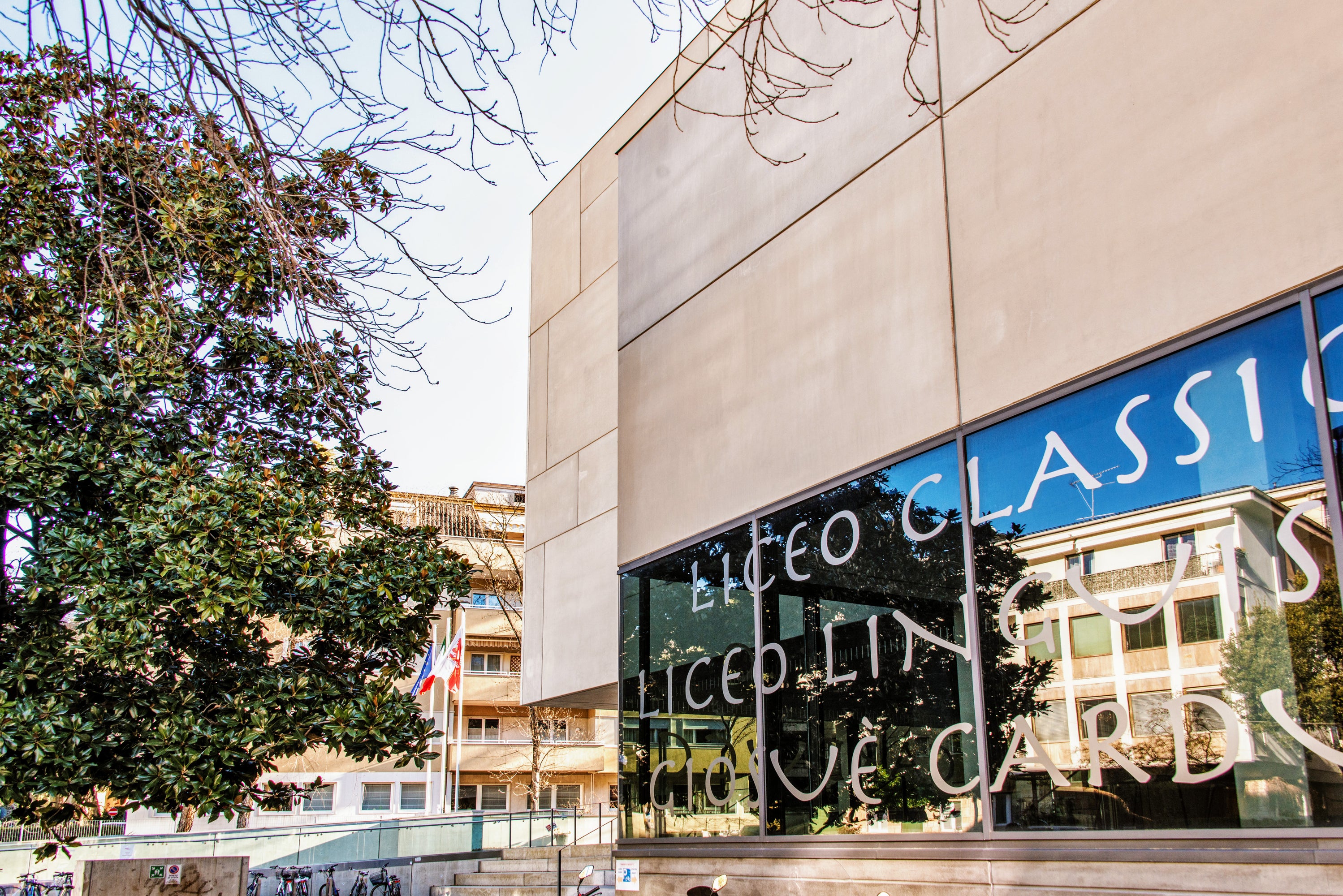 La piazza è il tema dell’edizione 2023 dell’iniziativa aperta al pubblico “Il Carducci a colori”, organizzata dal Liceo classico e linguistico di Bolzano. Appuntamento nel pomeriggio di venerdì 10 febbraio 2023 (Foto: ASP/Daldos)