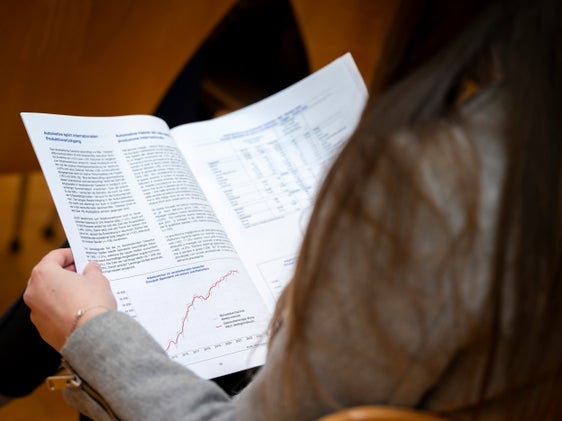 Rapporto mercato del lavoro: superati in alcuni periodi i 245 mila lavoratori dipendenti in Alto Adige, un numero mai così alto. Aumentano i contratti a tempo indeterminato (Foto: USP/Fabio Brucculeri)