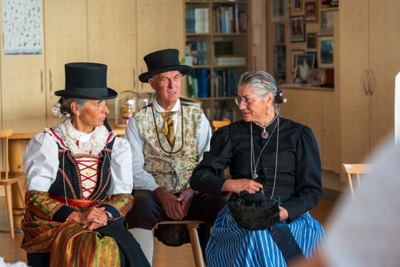 In occasione della Giornata della cultura ladina, celebrata il 19 settembre a Ortisei, l’attenzione si è concentrata sulla trasmissione della lingua e delle tradizioni. (Foto: USP/Bruno Ferdigg)