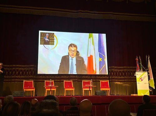 L'intervento da remoto, al Teatro Carignano, del ministro dell'Economia e delle Finanze Giancarlo Giorgetti. (Foto: ASP)