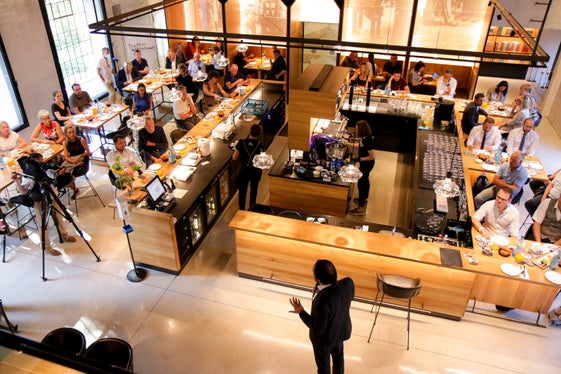 Sala gremita per il secondo appuntamento tenutosi a Marlengo. (Foto: ASP/Peter Natter)