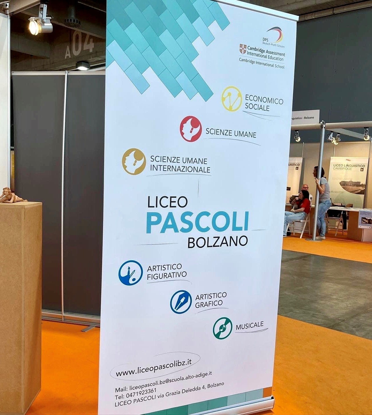 Gli studenti del percorso trilingue del Liceo Giovanni Pascoli di Bolzano otterranno un titolo di studio riconosciuto in Germania per l’accesso alle università, senza ulteriori esami (Foto: ASP/Liceo Pascoli)