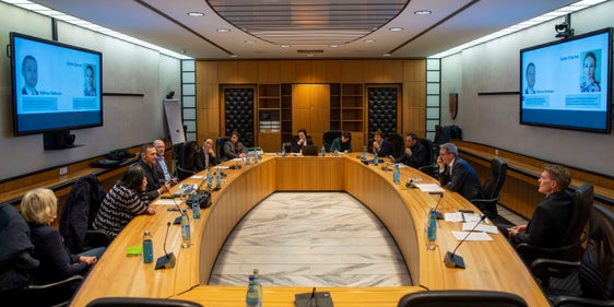 Die Mitglieder des Museumsbeirats sind am Freitag nach drei Jahren erstmals wieder persönlich zu einer Sitzung zusammengetroffen. (Foto: LPA/Brucculeri)