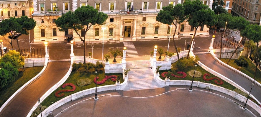 Il presidente della Provincia autonoma di Bolzano, Arno Kompatscher, è stato ricevuto oggi dal commissario all'emergenza migranti Valerio Valenti al Viminale, sede del Ministero dell'Interno (Foto: interno.gov.it)