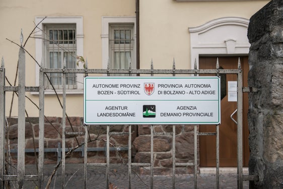 Die Agentur Landesdomäne, die die landeseigenen land- und forstwirtschaftlichen Flächen und die dazugehörigen Betriebe und Gebäude verwaltet, bekommt mit Sophie Biamino eine neue Direktorin. (Foto: LPA/Claudia Corrent)