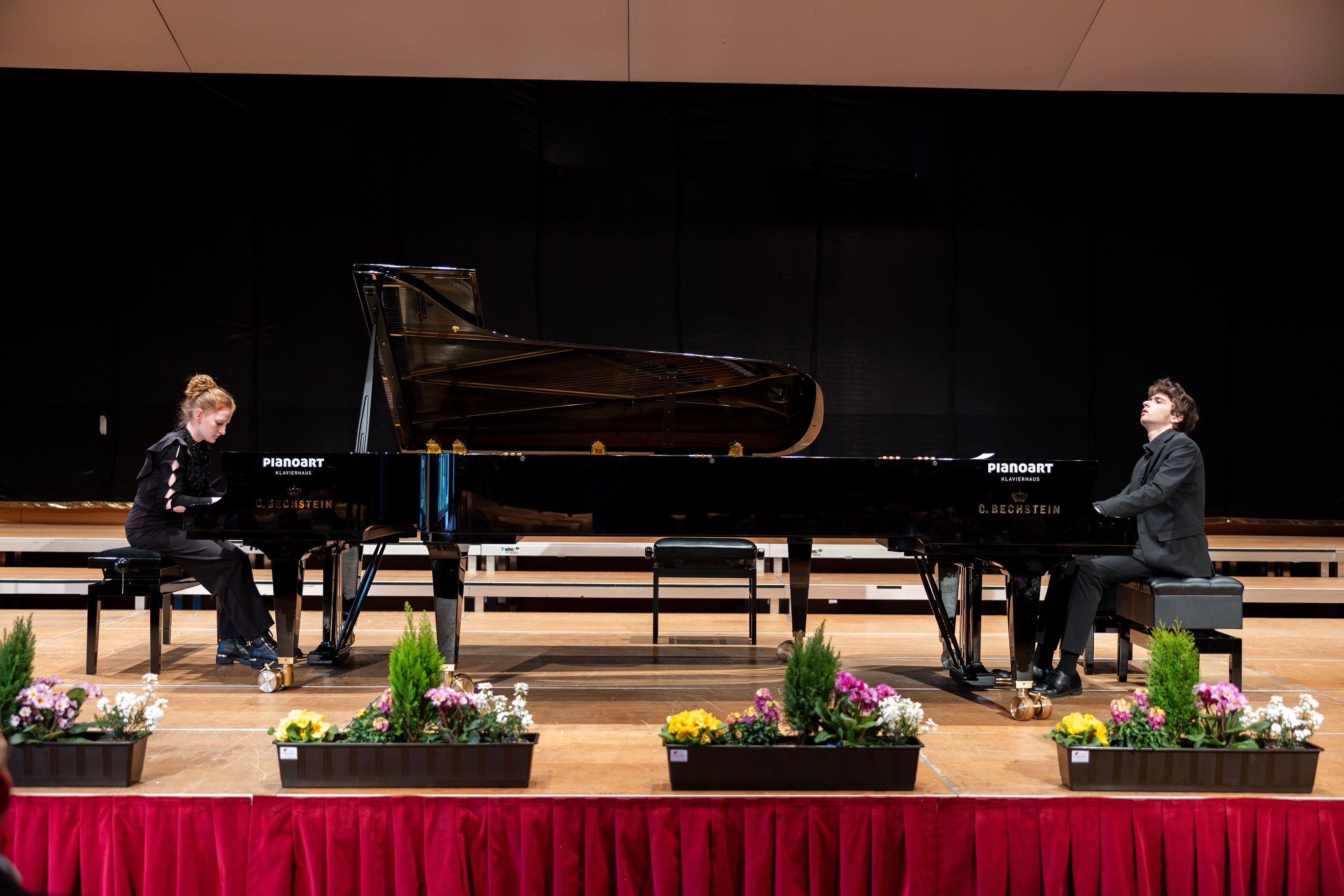 Stefanie Heinisch e Florian Gutmann (Scuola di musica di Merano/Val Passiria) hanno partecipato con grande successo a Landeck nella categoria musica da camera per pianoforte come Sync&Flow. In qualità di vincitori, parteciperanno alla fase successiva del concorso che si terrà a Vienna. (Foto: USP/Shakesbear Photography & Art)