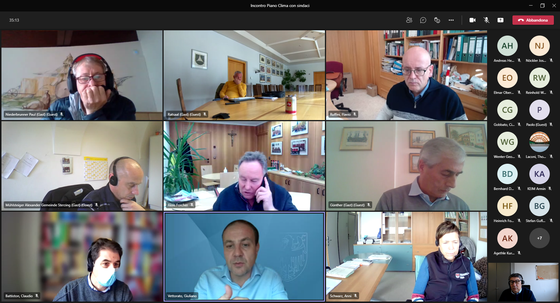 LR Giuliano Vettorato hat den Südtiroler Bürgermeistern die wichtigsten Inhalte des Vorschlags zur Aktualisierung des Klimaplans vorgestellt. (Foto: LPA)