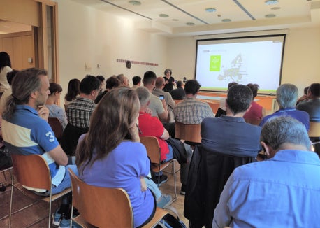 Im Rahmen des Interreg-Projekts Core tauschten sich in Bozen heimische Anlagenbesitzer, Betreibende sowie technisches Personal über das Management von Bioabfällen und die Kreislaufwirtschaft aus. (Foto: LPA/Nadia Franzoi)