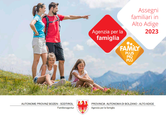 L'opuscolo aggiornato "Assegni familiari in Alto Adige 2023",  è disponibile online sulle pagine web della Provincia e nei patronati dell'Alto Adige. (Foto: ASP)