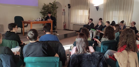 La ricercatrice della Fondazione Museo storico del Trentino Elena Tonezzer e lo storico Giorgio Mezzalira hanno relazionato su “Le identità nello spazio trentino-tirolese”. (Foto: Fondazione Trentina Alcide De Gasperi)