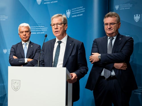 Bei der gemeinsamen Neuformulierung des Bausparmodells war es uns ein großes Anliegen, wesentliche Kriterien neu zu formulieren, damit die Attraktivität weiterhin gewährleistet wird, betonte der Obmann des Raiffeisenverbandes Südtirol, Herbert Von Leon. (Foto: LPA/Fabio Brucculeri)