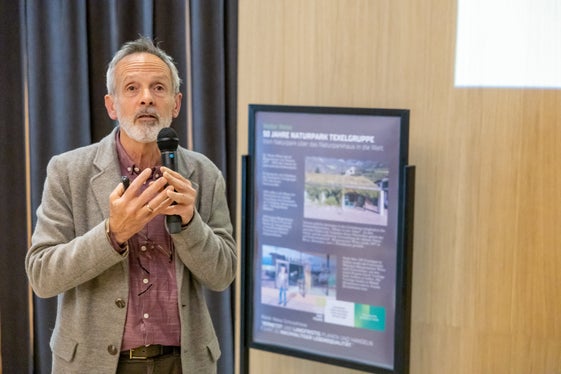 In derzeitigen Phase der Klimawandelanpassung vergessen wir, dass wir weiterhin das Klima anheizen. Oberste Priorität muss es also sein, mehr für den Klimaschutz zu tun, mahnte Klimaforscher Georg Kaser. (Foto: LPA/Bernhard Aichner)