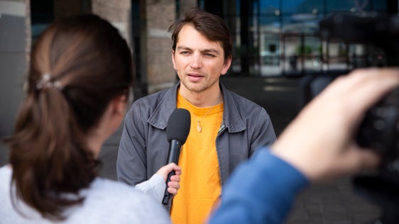 Côme de la Gorce, Organisator der Lehrfahrt des Pôle Métropolitain de l'Artois nach Südtirol betonte: Es gibt viele Nachhaltigkeitsprojekte in unserem Gebiet und der Austausch und der Vergleich mit Südtirol ist für uns - trotz aller Unterschiede – sehr lehrreich. (Foto: LPA/Fabio Brucculeri)