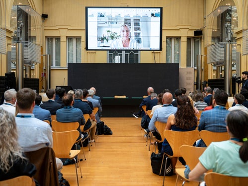 In collegamento, è intervenuta al convegno sulla mobilità sostenibile l’assessora alle Infrastrutture e alle Opere pubbliche di Regione Lombardia, Claudia Maria Terzi. (Foto: USP/Fabio Brucculeri)