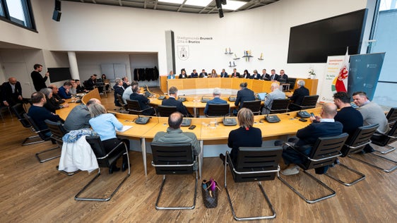 Seduta straordinaria della Giunta provinciale il 31 marzo nel municipio di Brunico. (Foto: USP/Fabio Brucculeri)