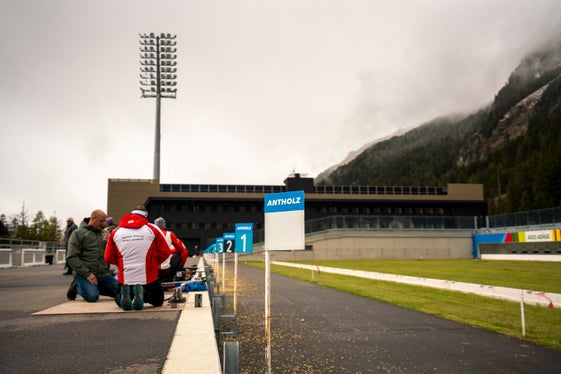 Grande partecipazione dei visitatori alle prove dal poligono di tiro. (Foto: USP/Daniel Von Johnston)