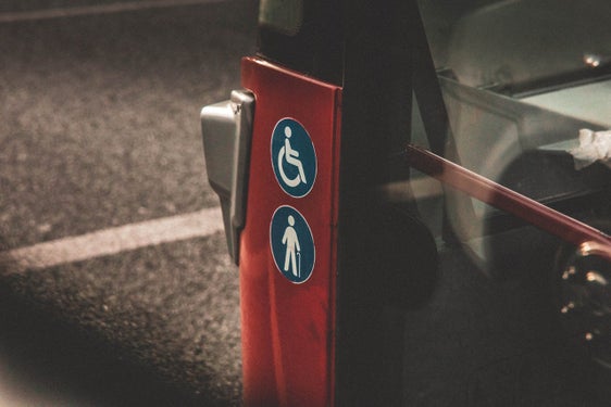 La Giunta provinciale ha approvato oggi (5 novembre), su proposta dell'assessore provinciale alla Mobilità Daniel Alfreider, un progetto pilota per l'utilizzo di autobus più piccoli nel trasporto pubblico locale. (Foto: Pexels)