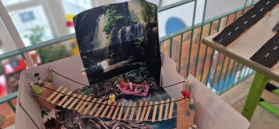 Costruire ponti: progetto di promozione della tecnologia e non solo, sostenuto dall'Area pedagogica della Direzione provinciale Scuole ladine; l'immagine mostra il lavoro degli alunni della scuola primaria di Selva (Foto: USP/Area pedagogica della Direzione provinciale Scuole ladine)