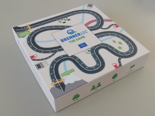 Die Mittelschulen aller drei Sprachgruppen in Südtirol erhalten das Bildungsspiel BrennerLEC – The Game. (Foto: LPA/Landesagentur für Umwelt und Klimaschutz)