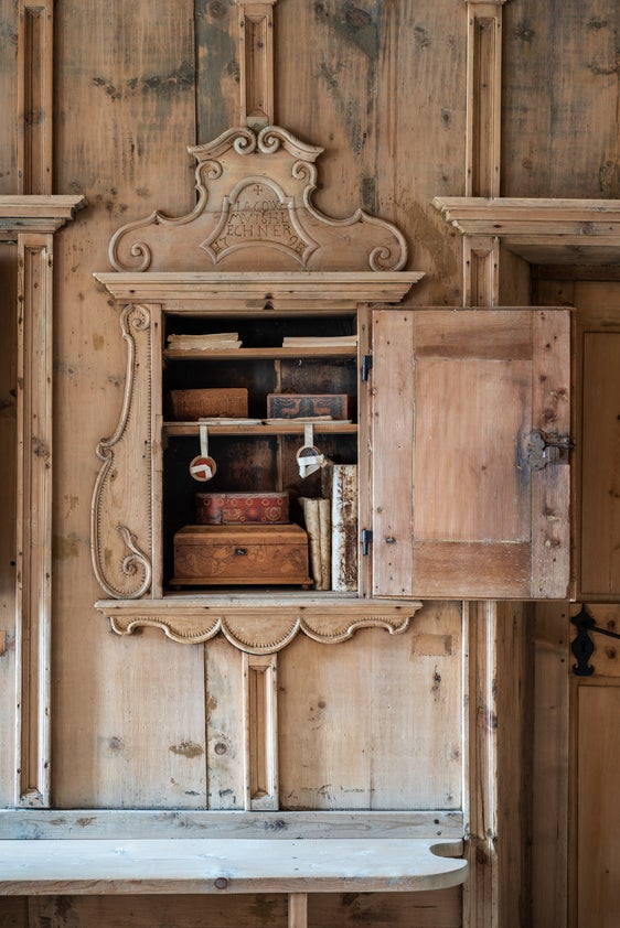 Die Archive der bäuerlichen Anwesen stehen im Mittelpunkt der aktuellen Publikation des Südtiroler Landesarchivs, die am 8. April im Volkskundemuseum Dietenheim vorgestellt wird. (Foto: Südtiroler Landesarchiv/Gerd Eder)