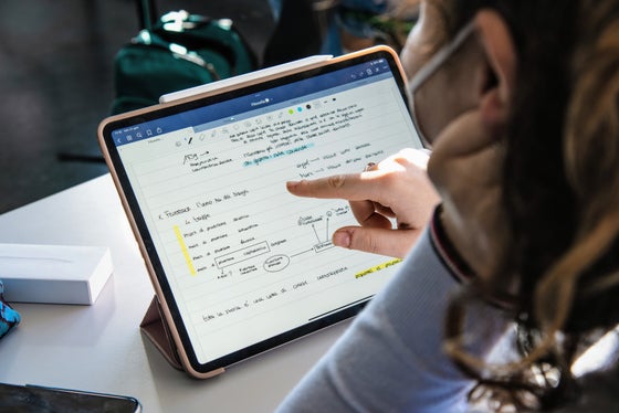 L’obiettivo di questo corso è far acquisire competenze professionali che consentano di supportare le aziende operanti nei diversi settori. (Foto: ASP/Peter Daldos)