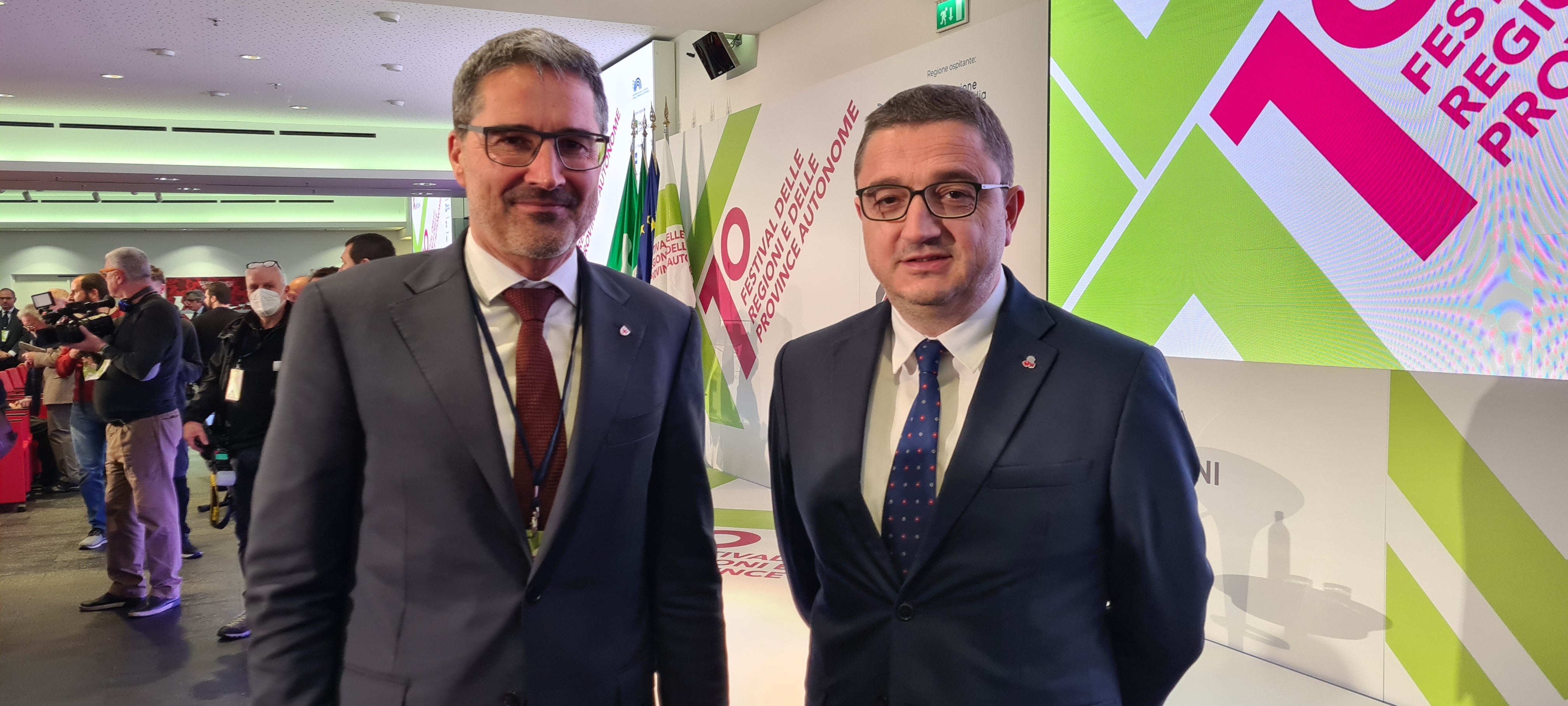 Il presidente della Provincia Arno Kompatscher con l'omologo trentino Maurizio Fugatti (Foto: Ufficio stampa Regione Autonoma Trentino-Alto Adige/Davide Cordua) 