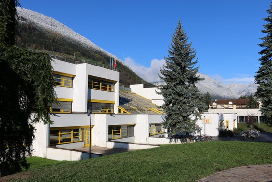 Il 30 settembre, alle ore 10, la scuola Fallmerayer di Bressanone ospiterà l'inaugurazione della mostra dedicata al concorso di progettazione per l'ampliamento e la valorizzazione dell'edificio scolastico. (Liceo Fallmerayer/foto Facebook)