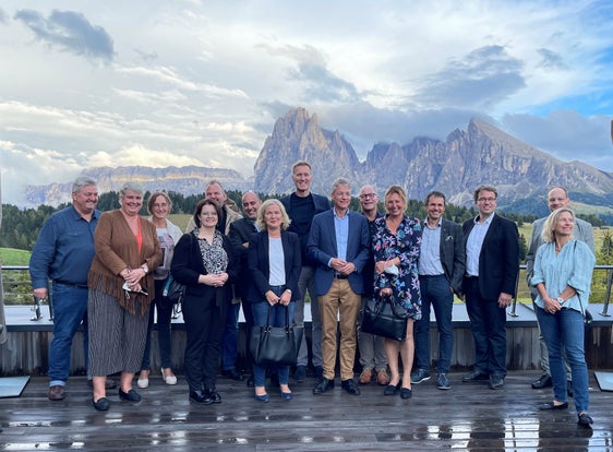 Die Delegation der 8-Länder-Konferenz der deutschsprachigen Arbeitsverwaltungen (Foto: LPA/Marcante)