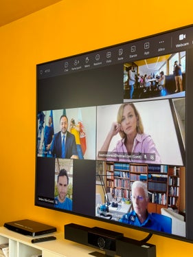 Collegati da remoto Beatrice Venezi, Stefano Riba e Marco Sartore (Foto: ASP/Dipartimento cultura italiana)