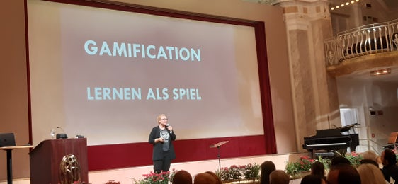 Über veränderte Lerngewohnheiten in einer zunehmend digital geprägten Welt und daraus resultierende neue musikdidaktische Entwicklungen referierte Kristin Thielemann (im Bild). (Foto: LPA/Landesmusikschuldirektion)