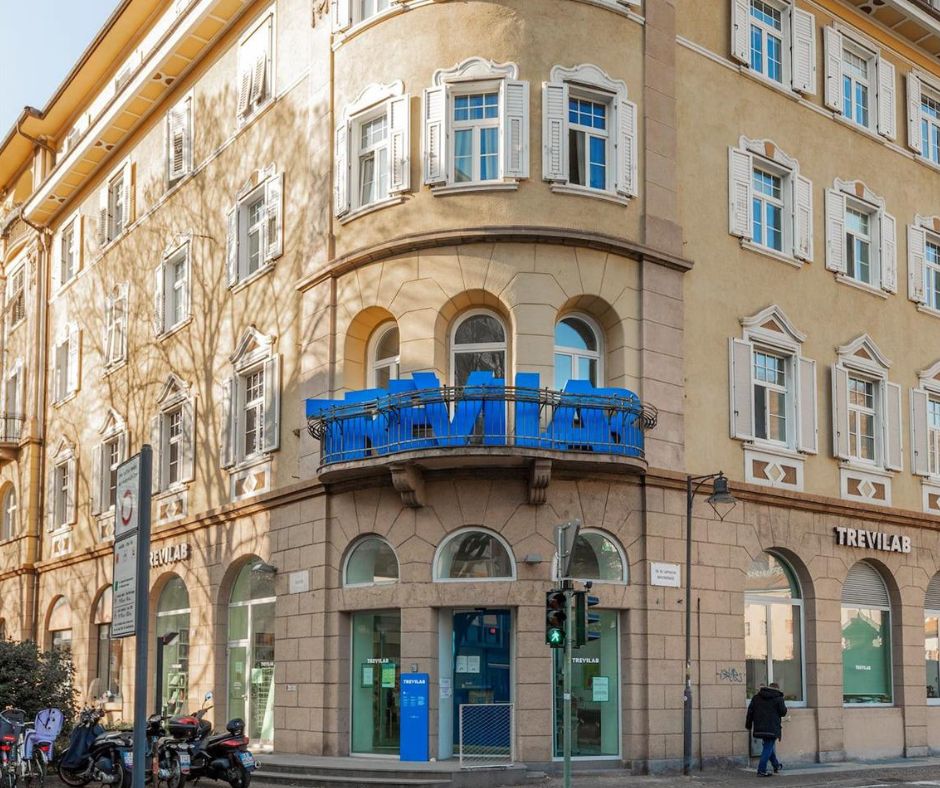 Il Centro Trevi-Trevilab di via Cappuccini, a Bolzano. (Foto: USP)