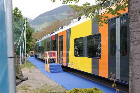 È stato presentato il treno elettrico a unità multiple Coradia Stream. (Foto: Sta/Ivan Brentegani)