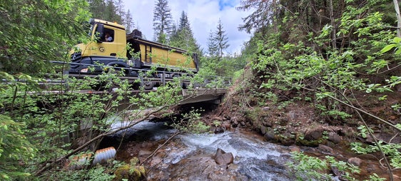 Der regelmäßige Check-up der Brücken auf Südtirols Straßen funktioniert im Normalfall so gut, dass größere Mängel rechtzeitig erkannt und behoben werden. (Foto: LPA/Landesabteilung Tiefbau)