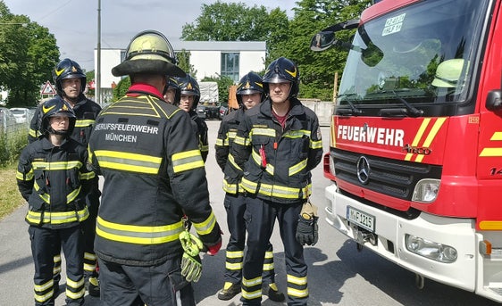 Die Berufsfeuerwehr München gab ihr Wissen und Können an die neuen Kollegen der Berufsfeuerwehr in Bozen weiter. (Foto: LPA/Berufsfeuerwehr Bozen)