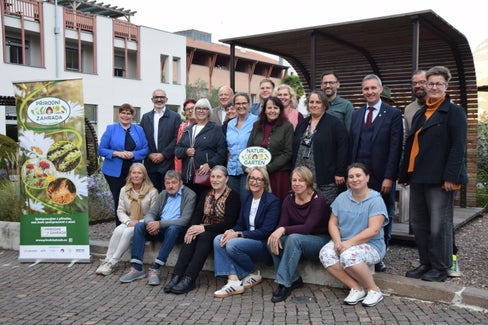 23 Vertreterinnen und Vertreter aus 4 europäischen Partnerländern tauschten sich am 19. Oktober am Versuchszentrum Laimburg über aktuelle Herausforderungen und Zukunftsperspektiven aus. (Foto: LPA/Laimburg Research Centre/Agnese Martinelli)
