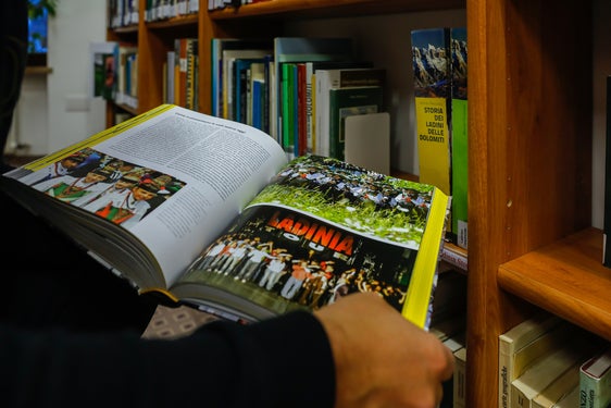 La Giunta provinciale ha deliberato l'istituzione del premio "Merit Ladin" per il riconoscimento di meriti straordinari in ricerca, formazione e arte nell'ambito della lingua e cultura ladine. (Foto: USP/Oskar Verant)