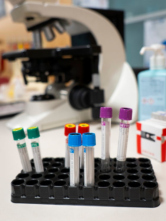 L'11 novembre la Provincia di Bolzano, l'Università Cattolica e altri istituti di ricerca firmano a Bolzano un nuovo accordo di collaborazione per la ricerca sanitaria. (Foto: USP/Fabio Brucculeri)