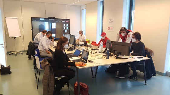 Impegno per la Croce Rossa nell'operazione L'Alto Adige si vaccina. (Foto: Croce Rossa)