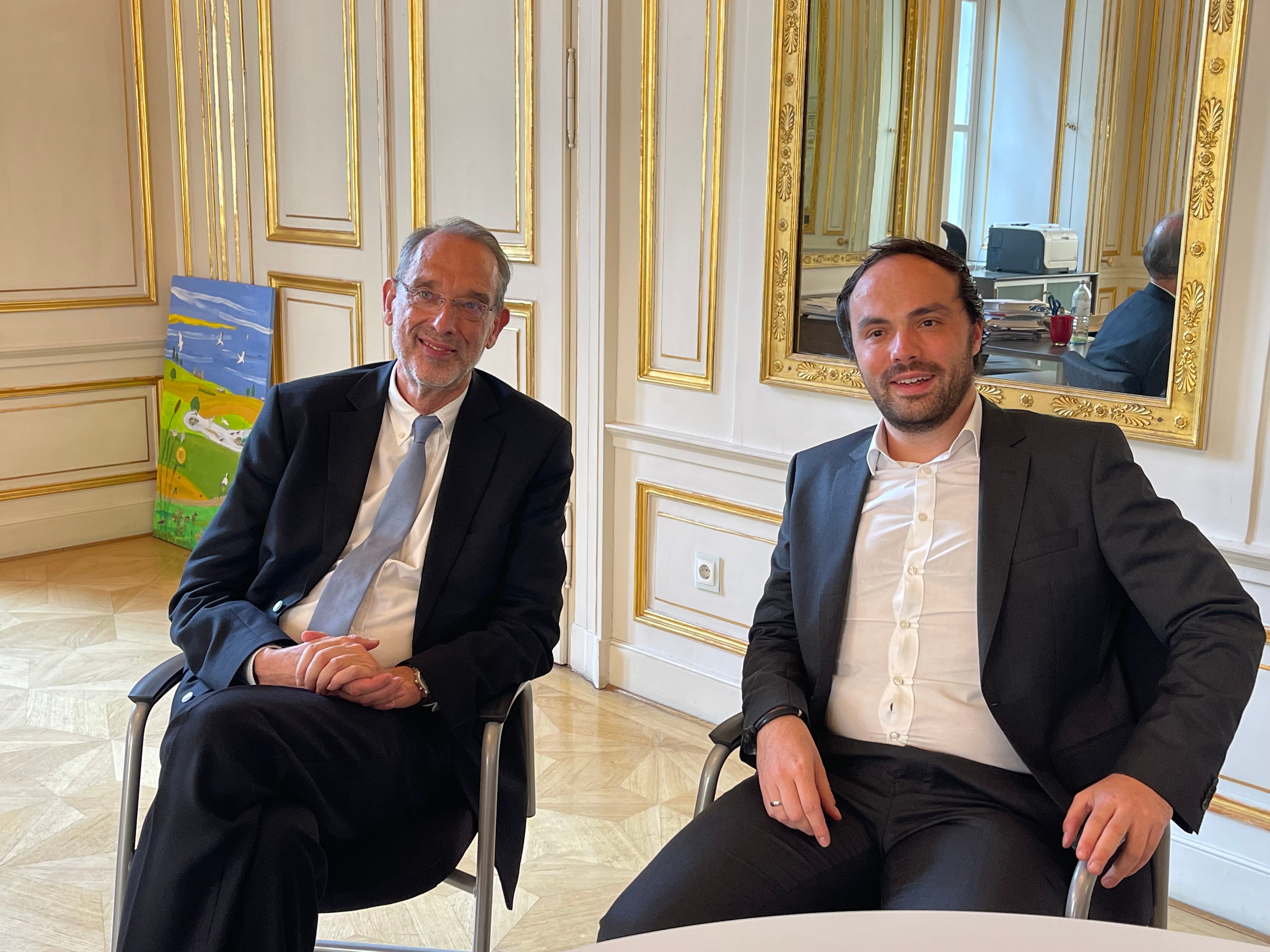 Landesrat Philipp Achammer und Österreichs Bildungsminister Heinz Faßmann ziehen beim gemeinsamen Treffen in Wien Zwischenbilanz zur Corona-Lage an den Schulen. (Foto:  LPA)