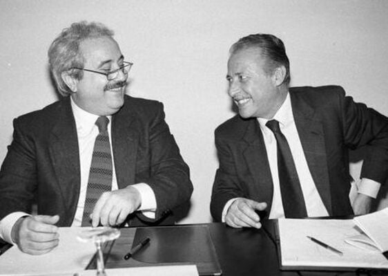 Am kommenden Montag finden in Palermo Gedenkfeierlichkeiten für die Mafia-Richter Borsellino und Falcone statt, an denen LH Kompatscher und LR Alfreider teilnehmen.
