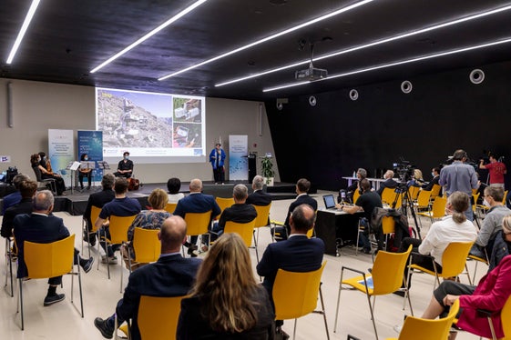 Im NOI-Techpark in Bozen wurde heute die Verleihung der Südtiroler Wissenschaftspreise 2020 nachgeholt. (Foto: LPA/Tiberio Sorvillo)