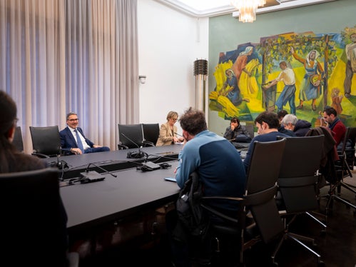 L presidënt dla Jonta provinziela Arno Kompatscher à te Cunsëi provinziel de Bulsan ai 2 de dezëmber prejentà la pruposta de bilanz 2026. (Foto: USP/Fabio Brucculeri)