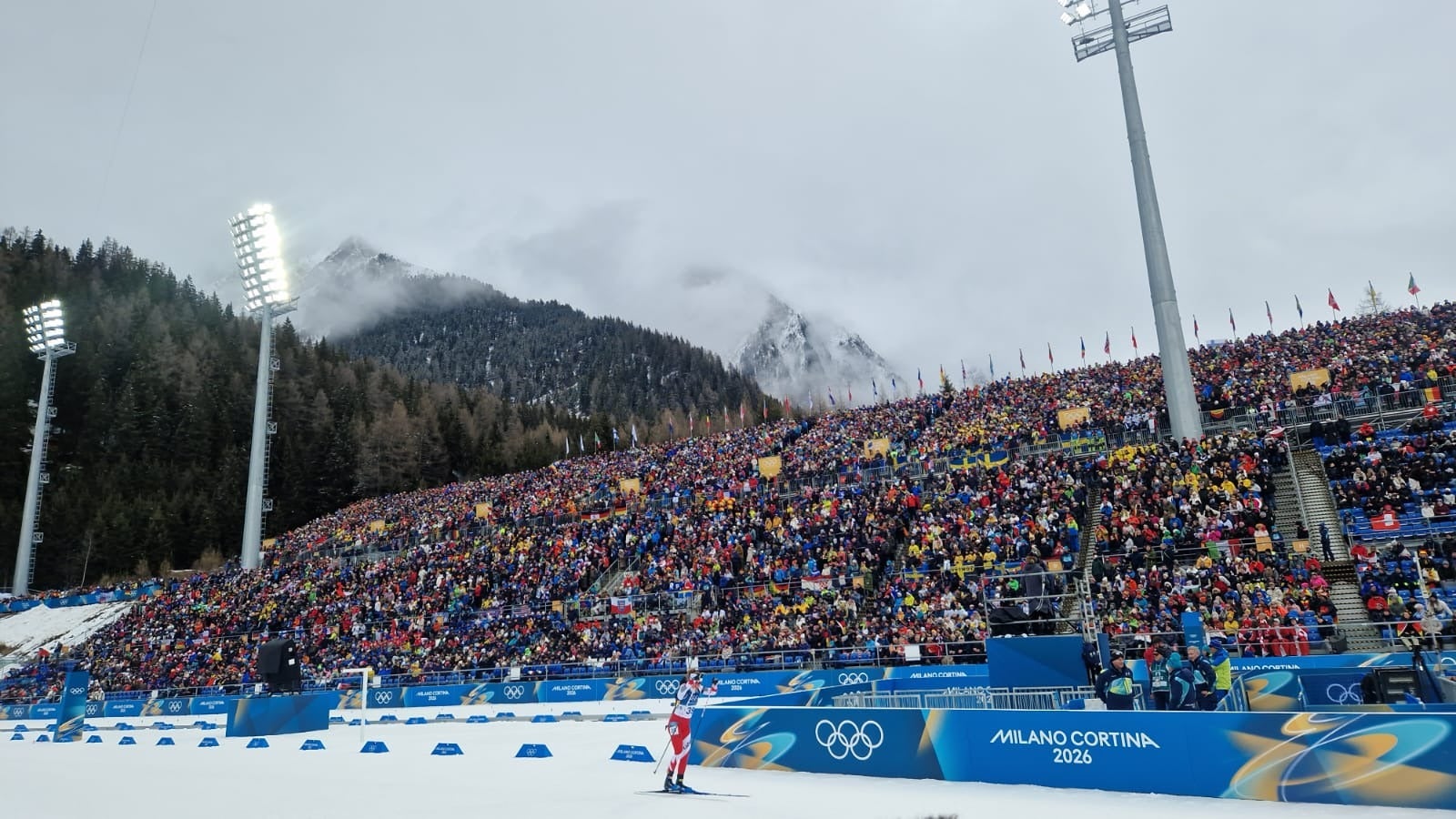 Rund 172.000 Menschen haben die Olympischen Biathlonbewerbe in Antholz besucht. Dafür waren täglich über 1500 Menschen, großteils ehrenamtlich, im Einsatz. (Foto: LPA)