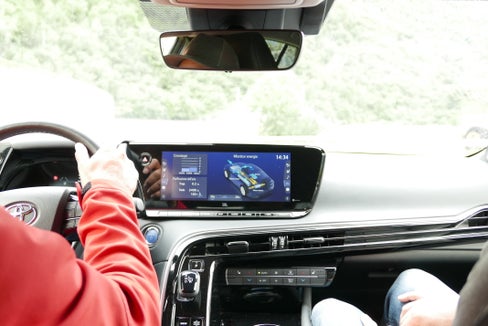 Wie es sich anfühlt, mit einem E-Auto zu fahren, konnten 200 Interessierte beim E-Drive Day im Safety Park hinter dem Steuer selbst ausprobieren. (Foto: STA/Pozzo)